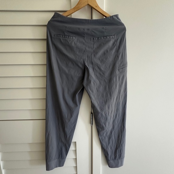 Athleta Trekkie North Jogger - GUC - Picture 11 of 11
